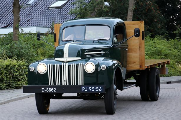 1945 Ford 5G PJ-95-56 _klein